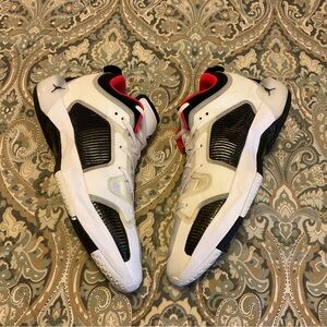 EUC Air Jordan XXXVII 37 Low Basketball Shoes Men Sz 15